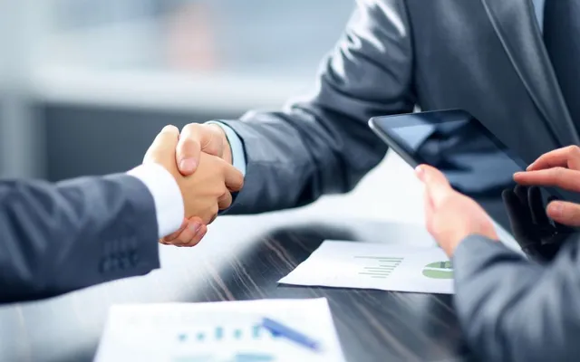 Comment repérer une cible d’acquisition : les 9 signaux qui révèlent une opportunité attractive